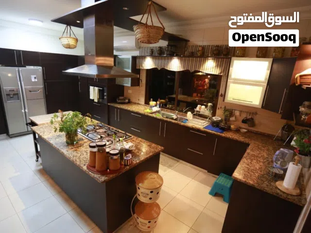 فيلا مفروشة للإيجار السنوي أو الشهري (V52)