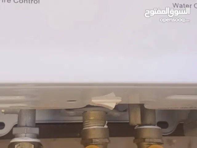 سخان ماء غاز 10/لتر جديد للبيع