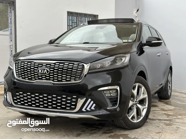 Used Kia Sorento in Benghazi