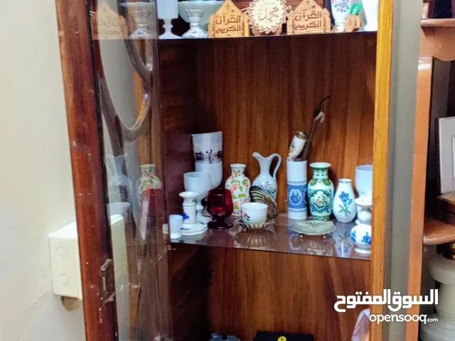 للبيع مجموعه انتيكات وسبح احجار وانتي كان يماورات سيف وشمعدان