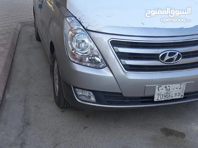 توصيل من غرب وجنوب الرياض إلى كلية التقنية التطبيقية للبنات