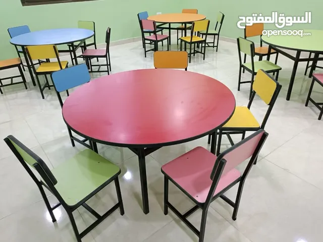تفصيل طاولات وكراسي رياض اطفال وجميع أصناف الاثاث المدرسي