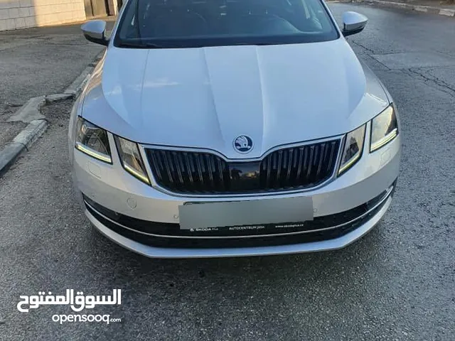 Skoda لورين&كلمنت