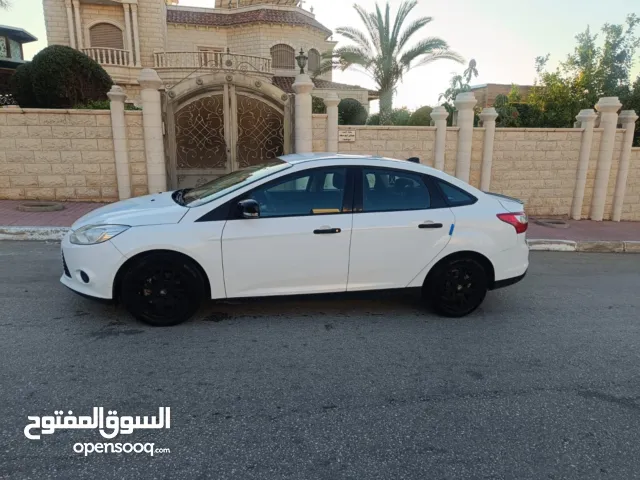 فورد فوكس نخب اول . دهان شركة2013