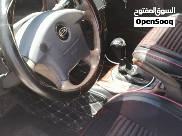 2000 كيا اوبتيما Standard