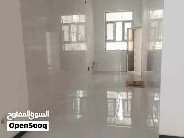 130 m2 2 Bedrooms Apartments for Rent in Basra Al-Akawat