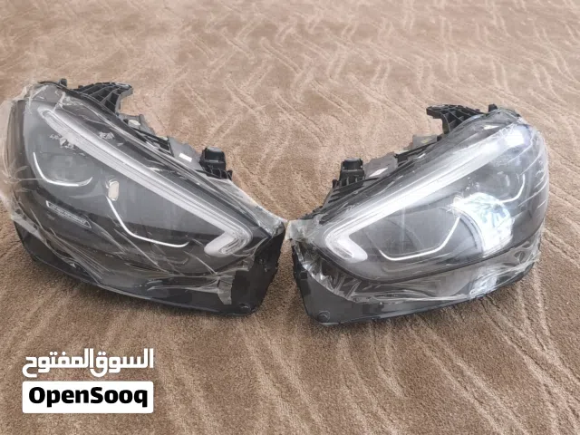 فنارات مرسيدس c300 موديل 2024