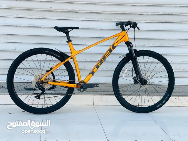 متاح حالياًلون مميزز ترك TREK XCALIBER 7