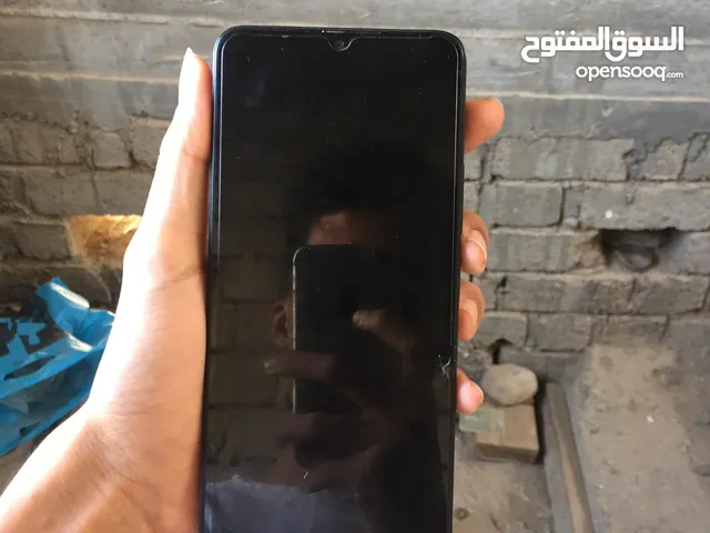 Xiaomi 13 128 GB in Al Mukalla