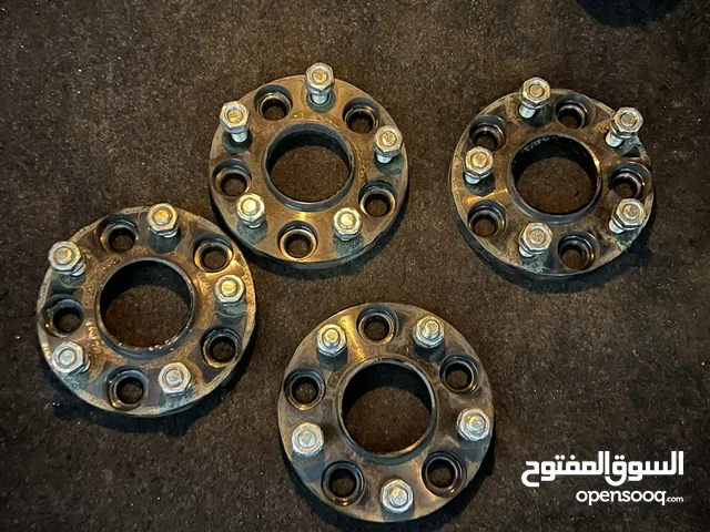 سبيسرات للبيع