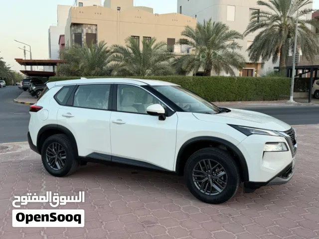 2023 نيسان X-تريل XE
