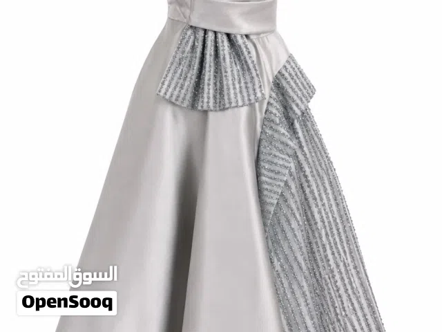 فستان سهرة  بـ 300 ریال