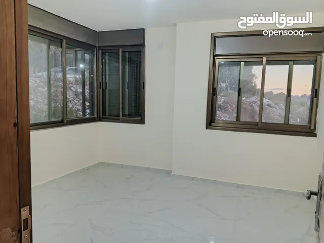 119 m2 3 Bedrooms Apartments for Sale in Ramallah and Al-Bireh Ein Musbah