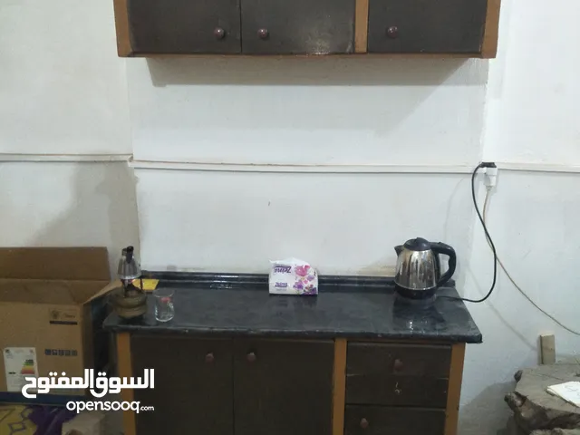 مطبخ صغير قطعتين منفصلين اللون بنى
