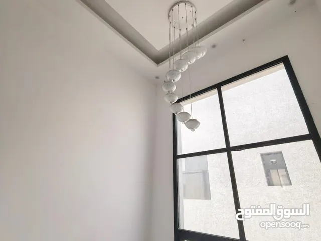 350 m2 5 Bedrooms Apartments for Rent in Ajman Al Yasmin
