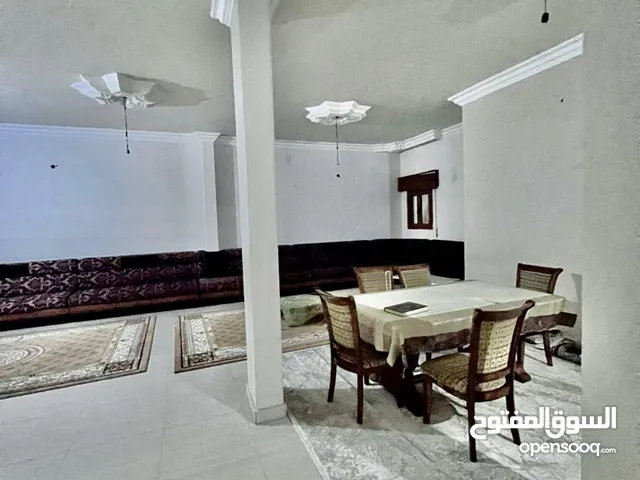 0 m2 5 Bedrooms Villa for Rent in Tripoli Tajura
