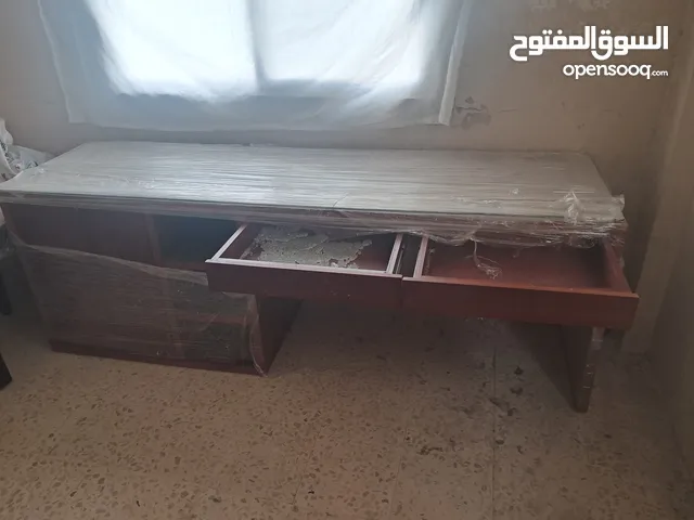 مكتب فخم جدا مفصل من خشب الزان والجوز