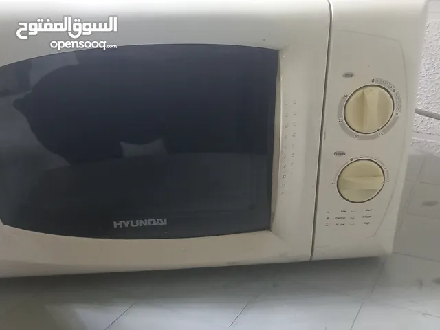 Hyundai 20 - 24 Liters Microwave in Amman