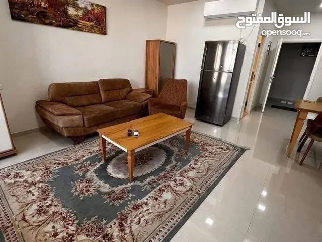 84 m2 1 Bedroom Apartments for Rent in Ramallah and Al-Bireh Al Masyoon