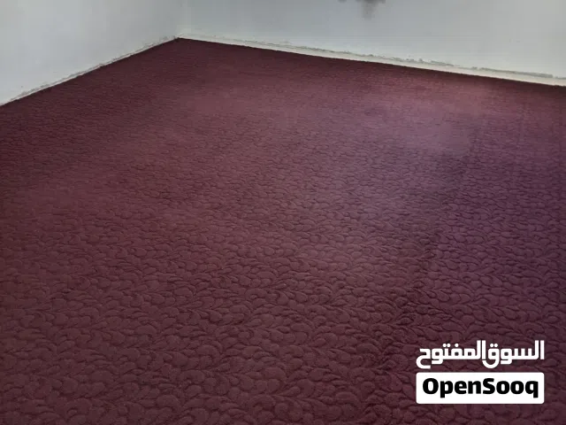 سجاده عدد 2 المقاس 4 *2 مطلوب فيهن الثنتين لغايه 30 والموكيته اللون عنابي المقاس 4 *7 مطلوب لغايه 50