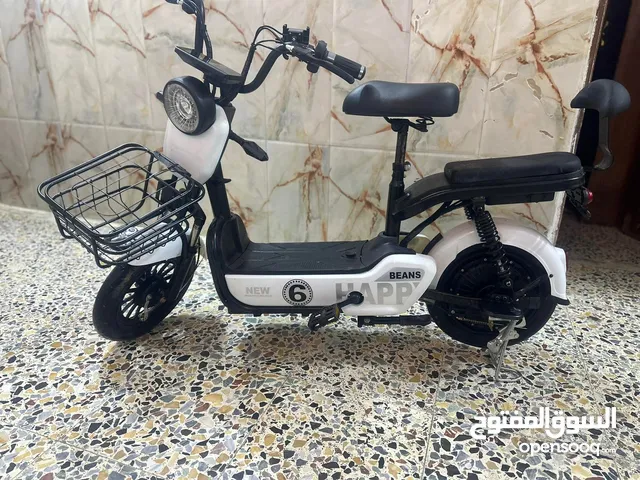 دراجة شحن موديل 2025 – كالجديدة! مستعملة أسبوع واحد فقط، كاملة بكل المزايا