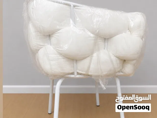 كرسي ثقيل ابيض