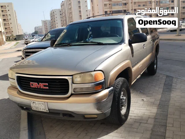 2001 جي إم سي سوبربان