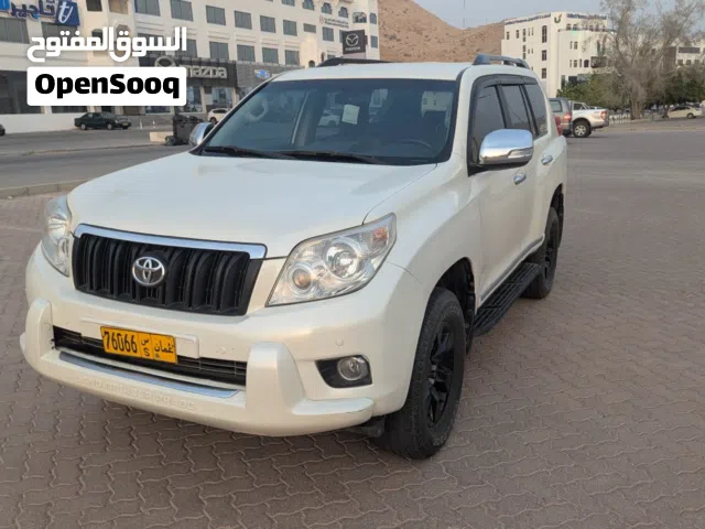 2011 model 2.7cc 4 cylinder prado expat used, well maintained