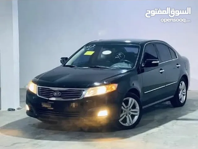 Kia K5 2010 in Tripoli