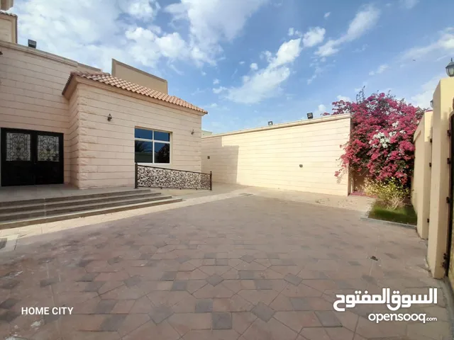 650m2 More than 6 bedrooms Villa for Sale in Abu Dhabi Baniyas