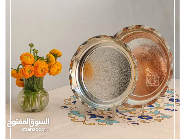 صينية نحاسية بأطراف مرتفعة إيرانية فاخرة