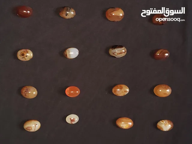احجار طبيعى