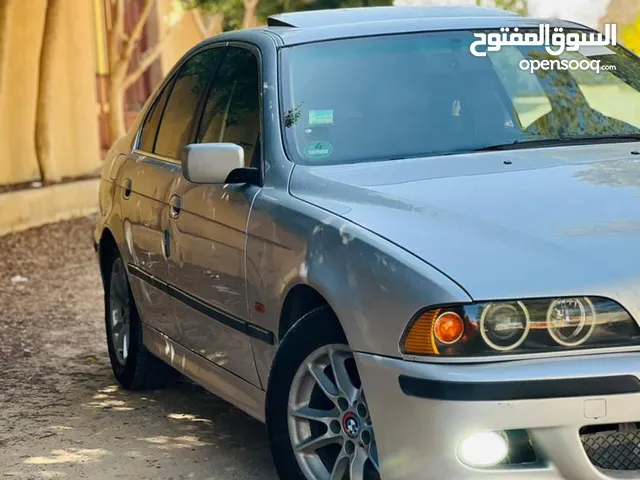 BMW e39 520i