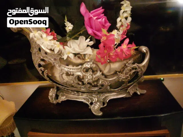 بسم الله ماشاء الله  للبيع مقتنيات قطع أنتيك وتحف  مميزة للـذوّاقين ومحـبي القطـع القديمة