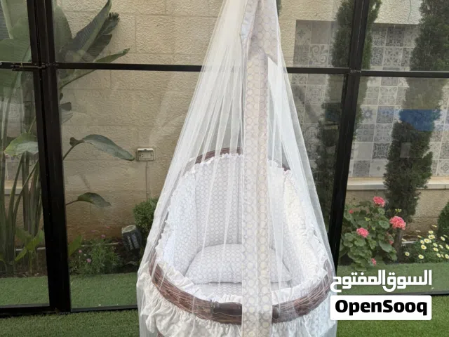 سرير اطفال من 0-6 months متحرك