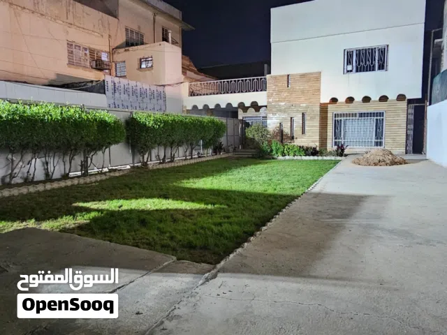 دار تجاري كبير للأيجار في شارع المغرب