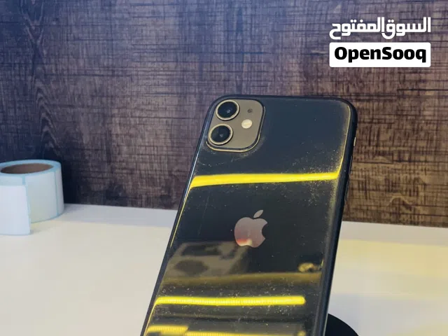ايفون 11 نظيف مش مغير شي