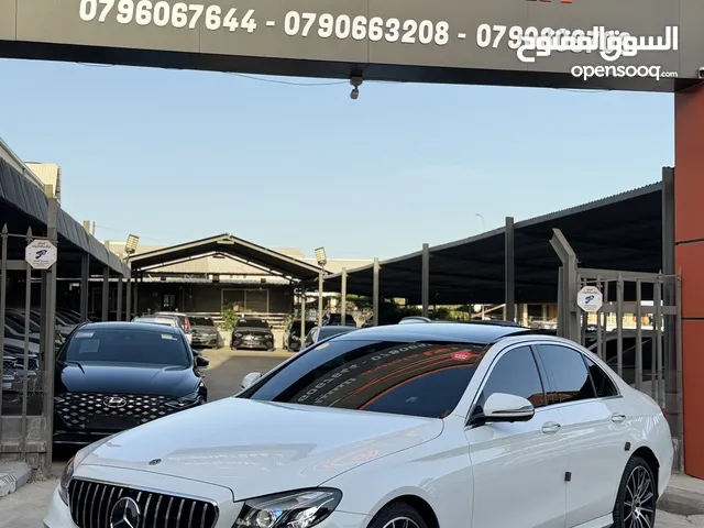 مرسيدس E350 2020 AMG فحص كامل فل اضافات اعلى صنف وارد المانيا لون لؤلؤي غرفة كاميل