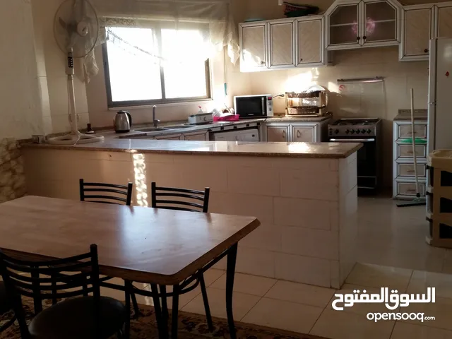 131m2 3 Bedrooms Apartments for Rent in Amman Daheit Al Rasheed