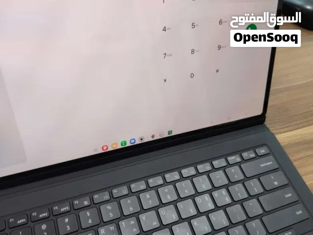 Galaxy S8 Ultra 5G with Samsung keyboard