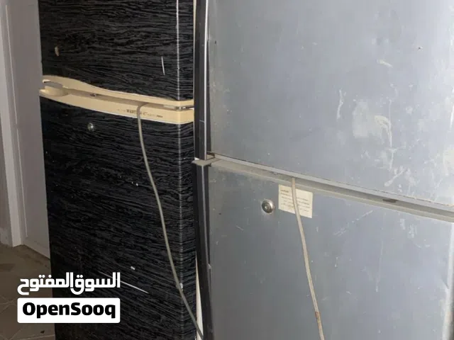 ثلاجتين فيهن خراب ( حط سعرك و تعال شلهن في اسرع وقت)