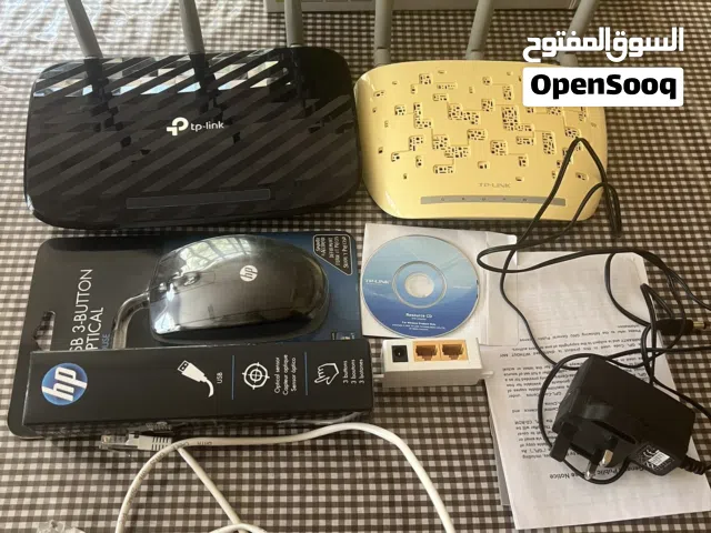 راوترات وماوس تعمل جيدا للبيع تريد تشتريها كلها مع بعض او واحد منها عادي متوفرة مع جميع ملحقاتها