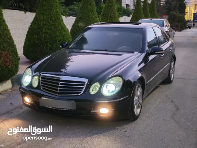 مرسيدس بنز الفئة E E200 موديل 2007 مستعملة بحالة ممتازة مع مواصفات أوروبية