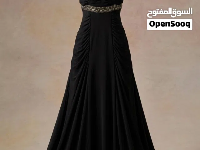 فستان سهرة اسود مميز مستعمل بحاله جيده جدا