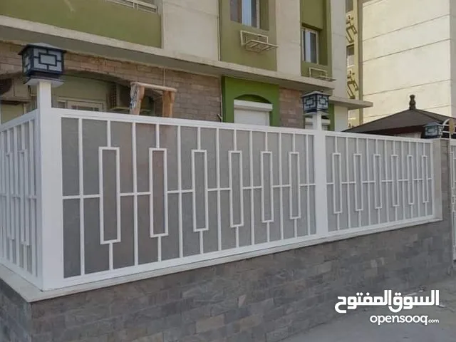 حداد كريتال فورجيه ليزر جمالونات جميع أعمال الحداده بفضل الله اسعارنا ممتازة هدفنا ارضاء العميل