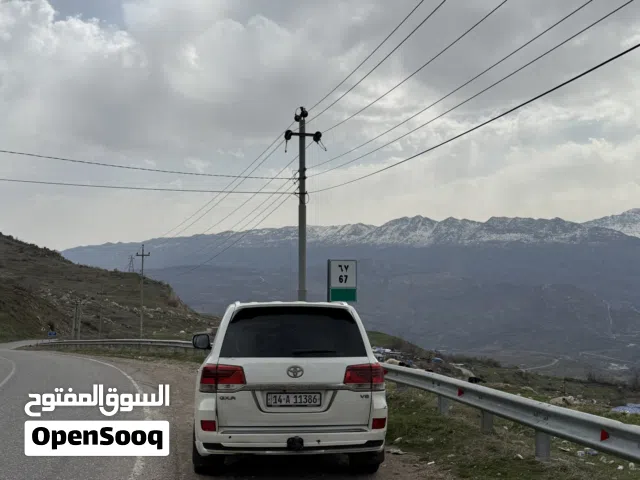 2011 تويوتا لاند كروزر GXR