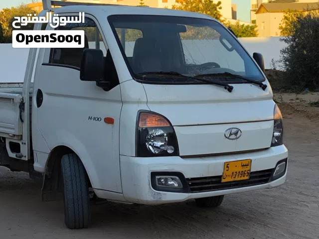2012 Hyundai Porter
