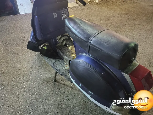 فيسبا للبيع LML Express. رخصه سنتين