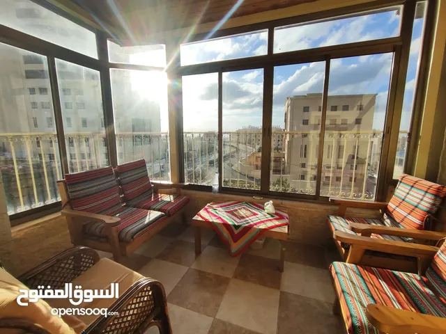 200 m2 3 Bedrooms Apartments for Rent in Ramallah and Al-Bireh Ein Musbah