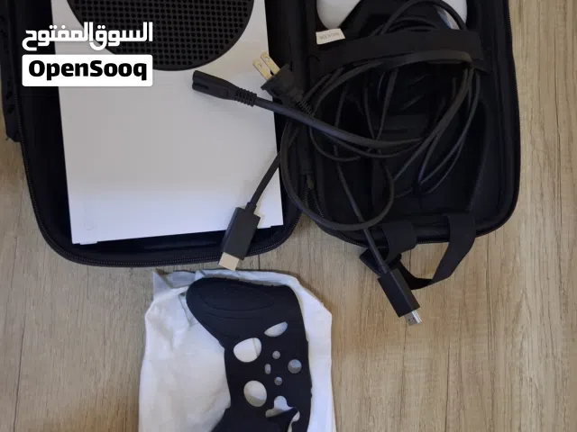 XBOX SERIES S WITH ACCESSORIES